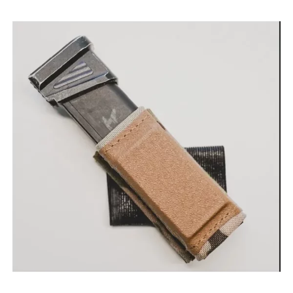 ESSTAC Single Angled 40° Pistol Pouch KYWI Magnet – Image 2